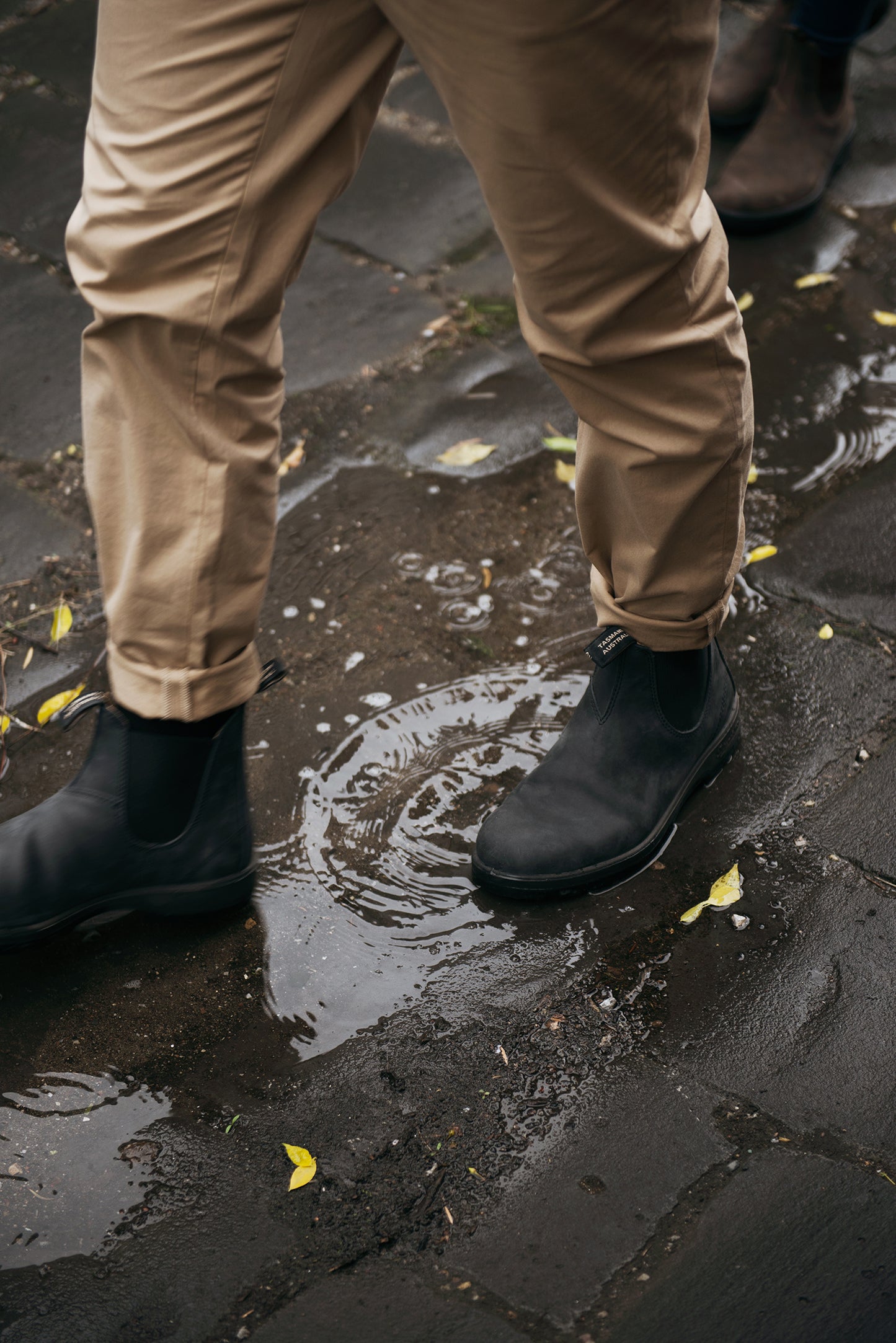 Blundstone Classic Series 587, Rustic Black (Unisex)